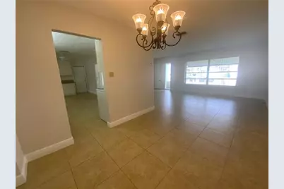 7104 NW 70th St, Tamarac, FL 33321 - Photo 7