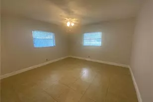 7104 NW 70th St, Tamarac, FL 33321 - Photo 21