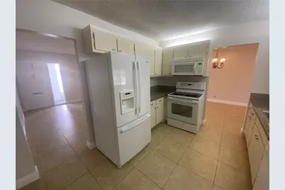 7104 NW 70th St, Tamarac, FL 33321 - Photo 15