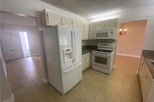 7104 NW 70th St, Tamarac, FL 33321 - Photo 15