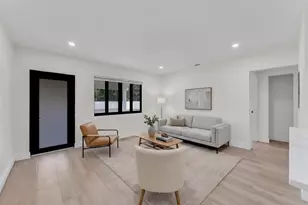 1398 NE 37th St, Oakland Park, FL 33334 - Photo 3