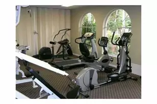 1202 Glenmoor Dr, West Palm Beach, FL 33409 - Photo 17