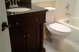 1202 Glenmoor Dr, West Palm Beach, FL 33409 - Photo 7