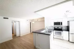 709 Gardens Dr, Pompano Beach, FL 33069 - Photo 5