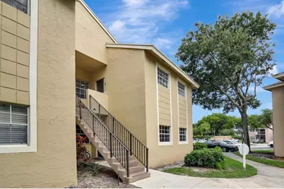 660  Cypress Club Way, Unit #D11, Deerfield Beach, FL 33064 - Photo 1