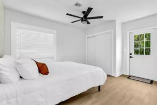 739 NE 17th Rd, Fort Lauderdale, FL 33304 - Photo 9