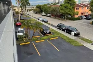 11195 SW 1st St, Miami, FL 33174 - Photo 5