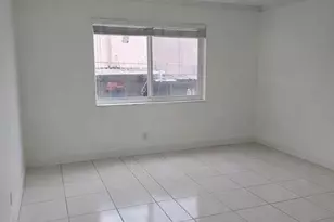 11195 SW 1st St, Miami, FL 33174 - Photo 9