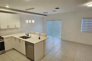 5010 SW 37th St, Pembroke Park, FL 33023 - Photo 17