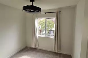 5010 SW 37th St, Pembroke Park, FL 33023 - Photo 21