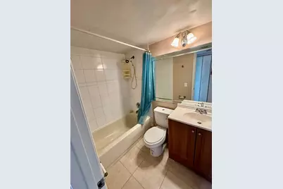 2104 S Cypress Bend Dr, Unit #404, Pompano Beach, FL 33069 - Photo 9