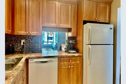 5985  Del Lago Cir, Unit #223, Sunrise, FL 33313 - Photo 5