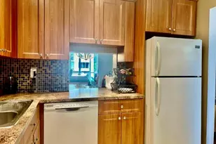 5985 Del Lago Cir, Sunrise, FL 33313 - Photo 5