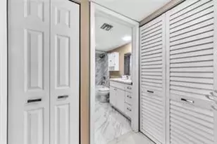 1520 Whitehall Dr, Davie, FL 33324 - Photo 35