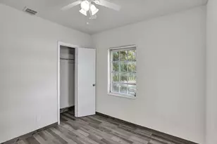 535 NW 91st St, Miami, FL 33150 - Photo 15