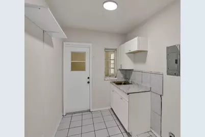 535 NW 91st St, Unit #2, Miami, FL 33150 - Photo 11