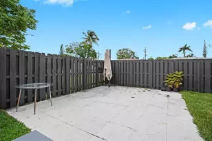 48 SE 7th St, Hollywood, FL 33004 - Photo 39