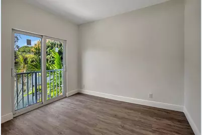 1104 S 20th Ave, Hollywood, FL 33020 - Photo 17