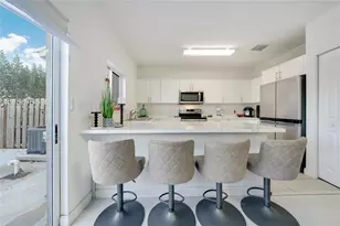 1214 NW 4th Ln, Homestead, FL 33034 - Photo 7