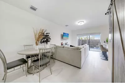 1214 NW 4th Ln, Unit #1214, Homestead, FL 33034 - Photo 3