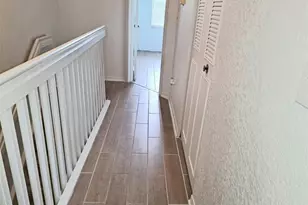 705 SW 148th Ave, Sunrise, FL 33325 - Photo 7