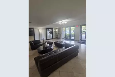 701 NW 19th Street #401, Fort Lauderdale, FL 33311 - Photo 3