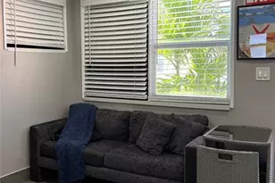 330 Arthur St, Hollywood, FL 33019 - Photo 9