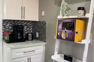 330 Arthur St, Hollywood, FL 33019 - Photo 5