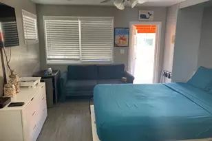 330 Arthur St, Hollywood, FL 33019 - Photo 7