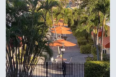 330  Arthur St, Unit #115, Hollywood, FL 33019 - Photo 5