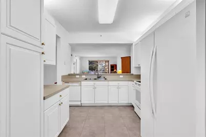 7735  Yardley Dr, Unit #201, Tamarac, FL 33321 - Photo 3