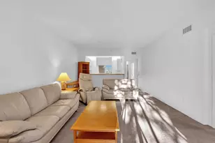 7735 Yardley Dr, Tamarac, FL 33321 - Photo 13