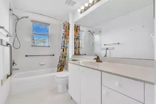 7735 Yardley Dr, Tamarac, FL 33321 - Photo 31