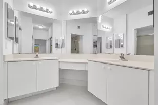 7735 Yardley Dr, Tamarac, FL 33321 - Photo 23