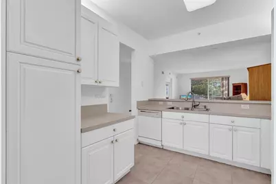 7735 Yardley Drive #201, Tamarac, FL 33321 - Photo 5