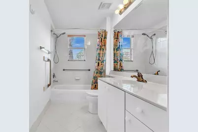 7735  Yardley Dr, Unit #201, Tamarac, FL 33321 - Photo 29