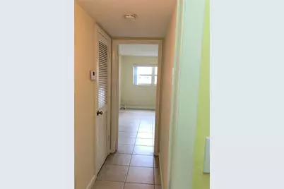 8590  Sunrise Lakes Blvd, Unit #106, Sunrise, FL 33322 - Photo 13