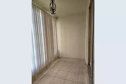 8590  Sunrise Lakes Blvd, Unit #106, Sunrise, FL 33322 - Photo 9