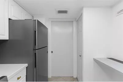 2400  Presidential Way, Unit #1502, West Palm Beach, FL 33401 - Photo 29