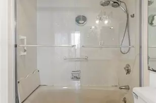 2400 Presidential Way, West Palm Beach, FL 33401 - Photo 17