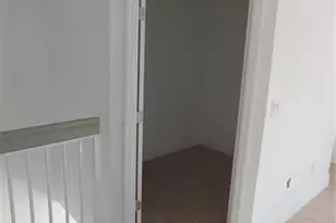 18338 NW 68th Ave, Hialeah, FL 33015 - Photo 13