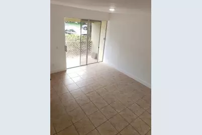 18338 NW 68th Ave, Unit #B, Hialeah, FL 33015 - Photo 9