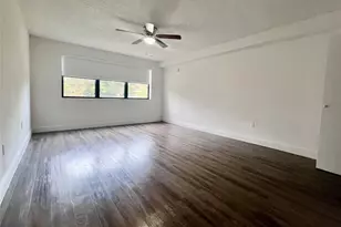 19455 NE 10th Ave, North Miami Beach, FL 33179 - Photo 3