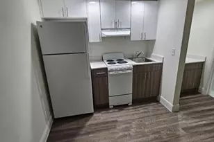 18335 NW 68th Ave, Hialeah, FL 33015 - Photo 1