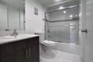 18335 NW 68th Ave, Hialeah, FL 33015 - Photo 3