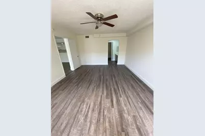 18335 NW 68 Ave, Unit #790-220, Hialeah, FL 33015 - Photo 5