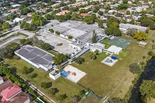 10762 La Placida Dr, Coral Springs, FL 33065 - Photo 19