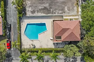 10762 La Placida Dr, Coral Springs, FL 33065 - Photo 17