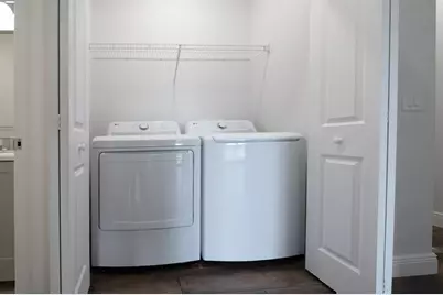 333 NW 41st St, Unit #329, Oakland Park, FL 33309 - Photo 31