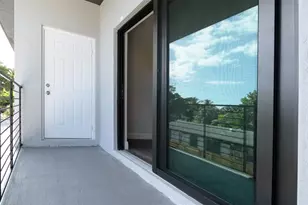 333 NW 41st St, Oakland Park, FL 33309 - Photo 21